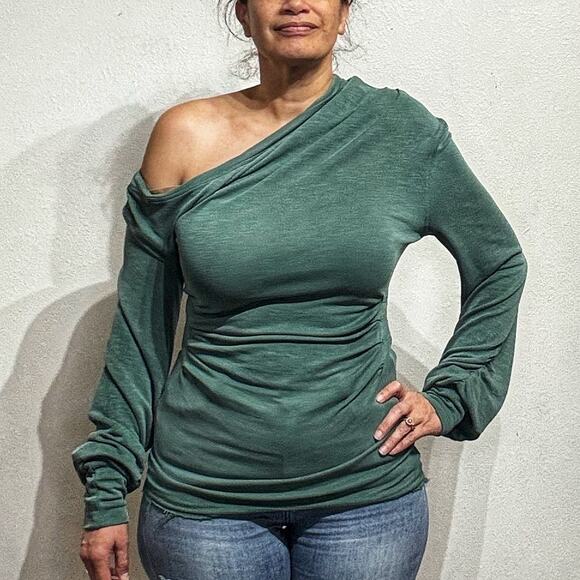 Free People Green Slouchy One Shoulder Long Sleeve Top Sz S - Picture 1 of 12